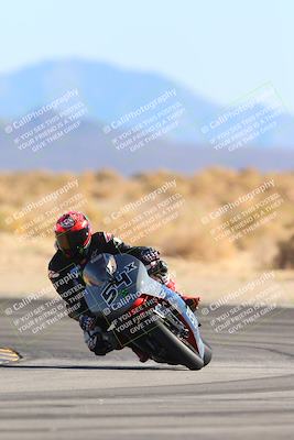 media/Jan-10-2025-CVMA Friday Practice (Fri) [[489e0da257]]/Group 4 and Trackday/Session 4 (Turn 16)/